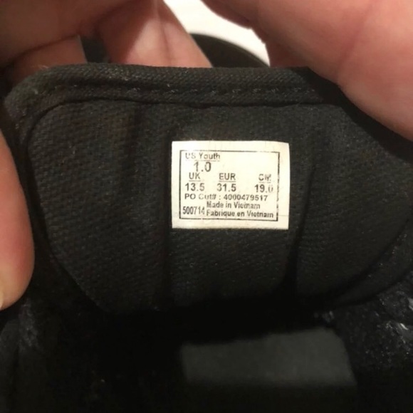 Vans - Picture 4 of 4